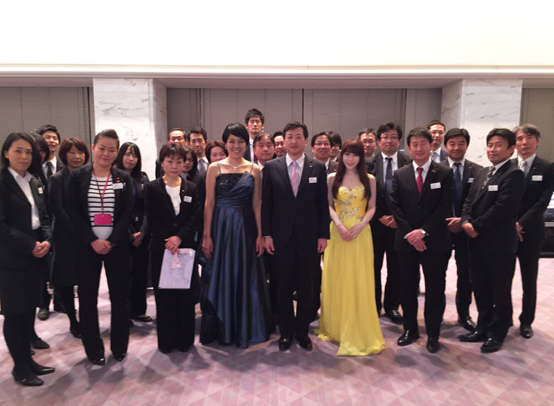 高松支社のみなさま-thumb-400x293-2475.jpg